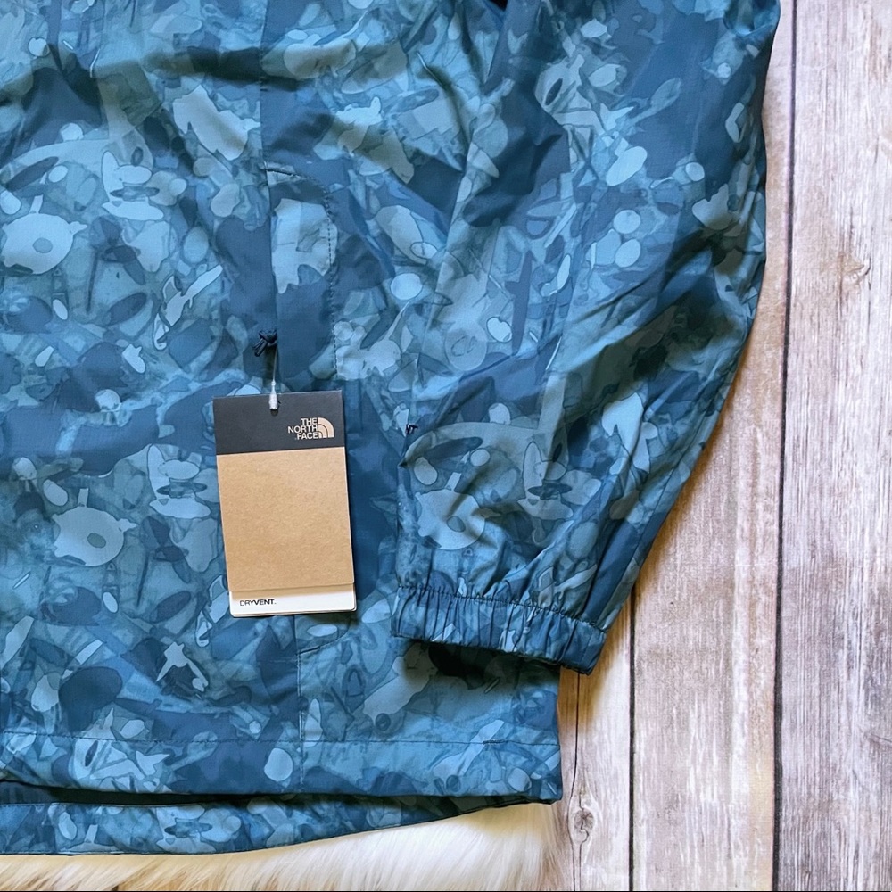 The North Face Women’s Printed Resolve 2 Rain Jacket - Picture 5 of 10